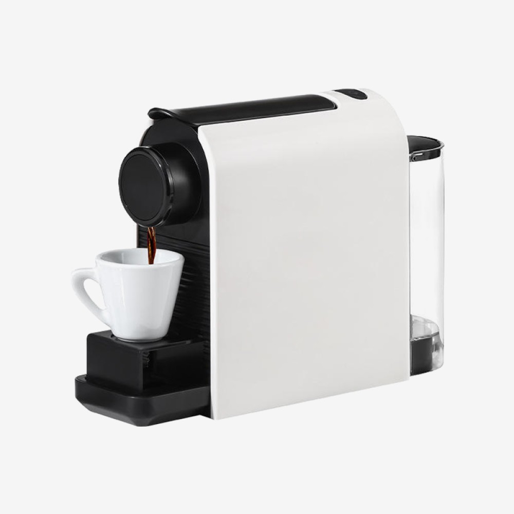 Intelligent automatic high-pressure capsule coffee machine