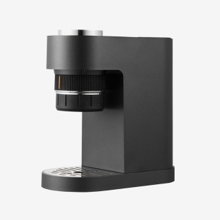 Outdoor rechargeable capsule coffee machine