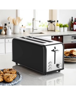 Modern stainless steel 4-slice toaster Modern stainless steel 4-slice toaster